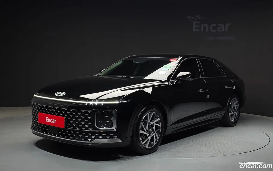 Hyundai Grandeur Hybrid 2022 — фото 1, купить с доставкой в Москву