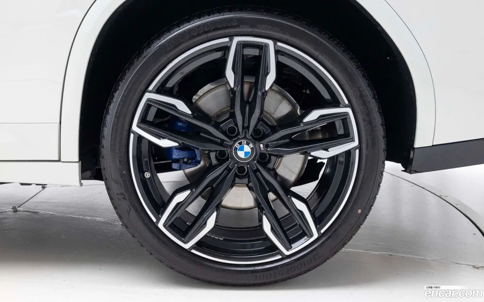 BMW X4 xDrive M40i 2025 — миниатюра 2