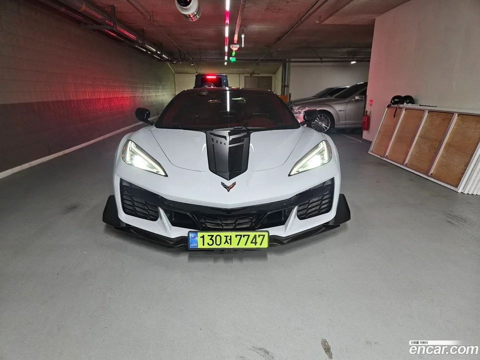 Chevrolet Corvette 6.2 2023 — миниатюра 3