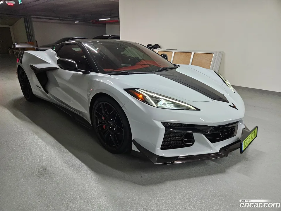 Chevrolet Corvette 6.2 2023 — фото 1, купить с доставкой в Москву