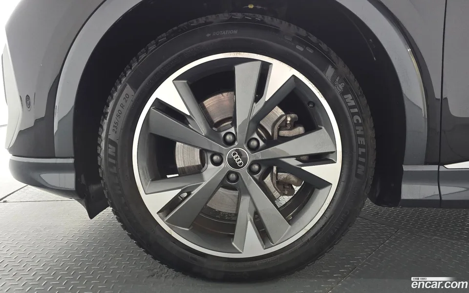 Audi Q4 e-tron 40 2022 — миниатюра 2