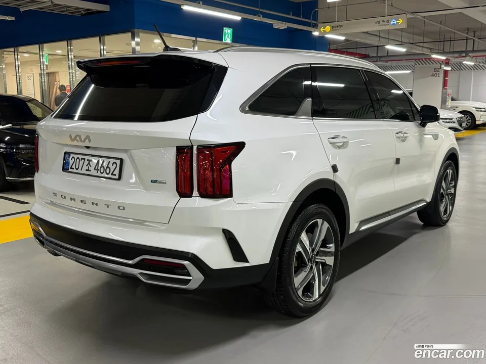 Kia Sorento HEV 1.6 2WD 2022 — миниатюра 3