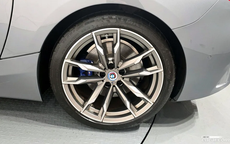 BMW Z4 M40i 2023 — миниатюра 5