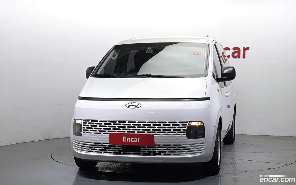 Hyundai Staria 5 2022 — миниатюра 3