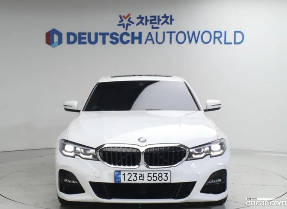 BMW 3 Series 320i M 2022 — миниатюра 3
