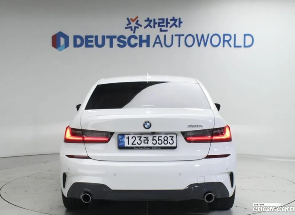BMW 3 Series 320i M 2022 — миниатюра 4