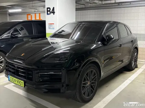 Porsche Cayenne 2024 buy in Moscow