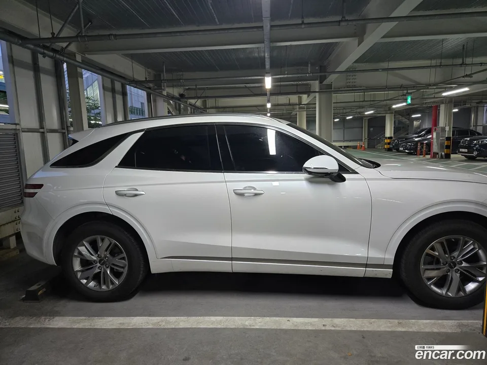 Genesis GV70 2.5T 2WD 2024 — миниатюра 4