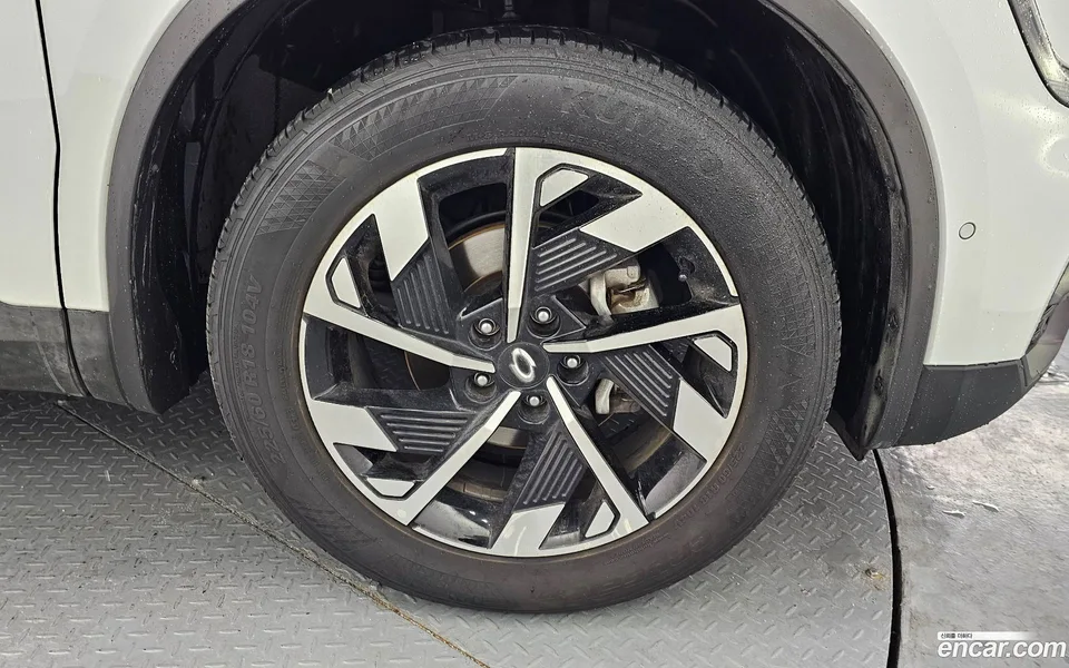 Renault Samsung QM6 2.0 LPe LE 2WD 2023 — миниатюра 2