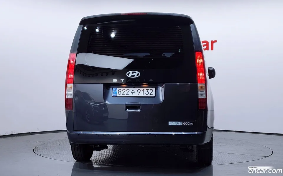 Hyundai Staria 5 2024 — миниатюра 4