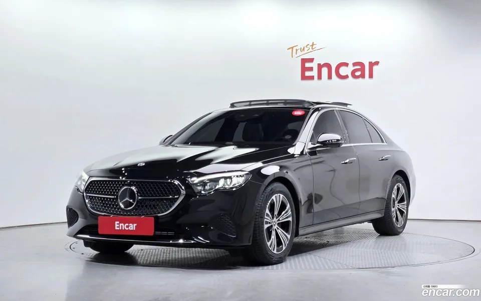 Mercedes-Benz E-Class E200 2025 — фото 1, купить с доставкой в Москву