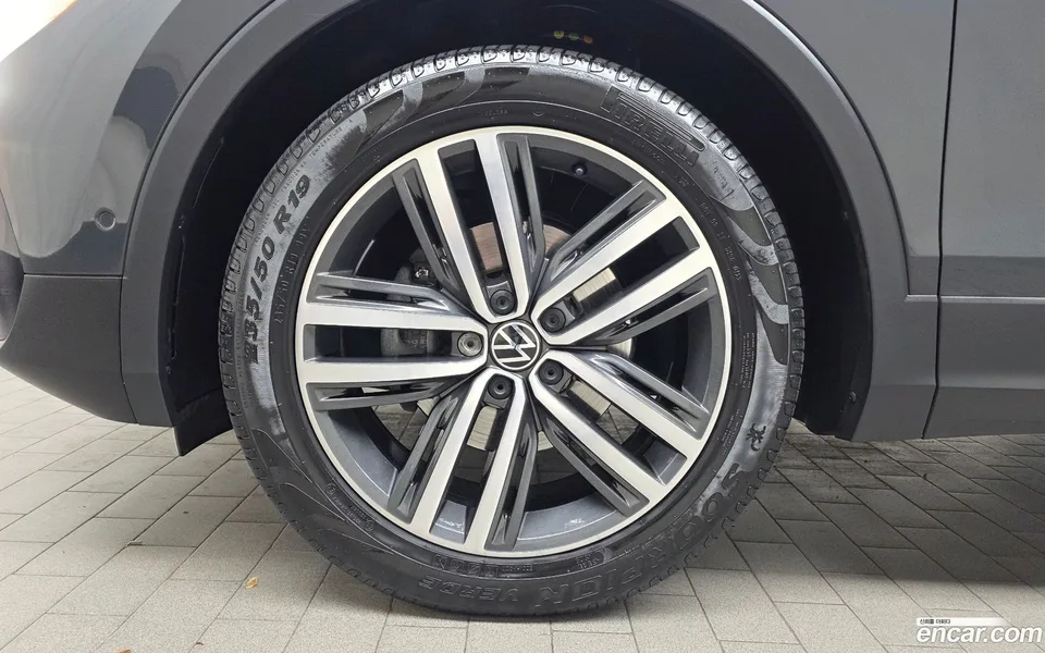 Volkswagen Tiguan 2.0 TDI 2023 — миниатюра 5