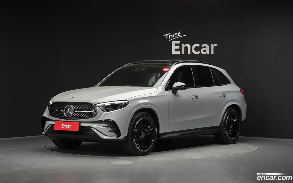 Mercedes-Benz GLC-Class GLC300 4MATIC 2026 — фото 1, купить с доставкой в Москву