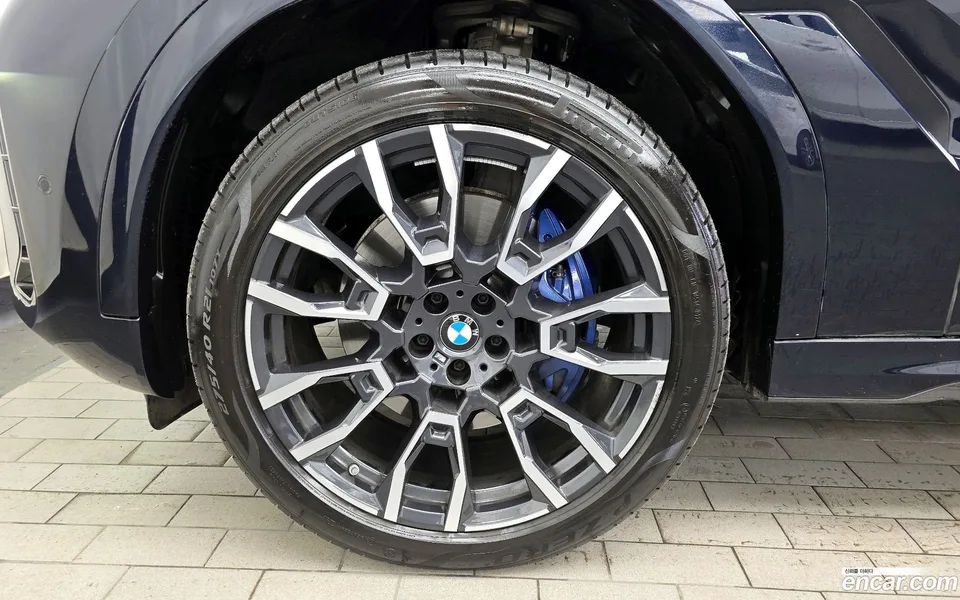 BMW X6 xDrive40i M 2024 — миниатюра 5