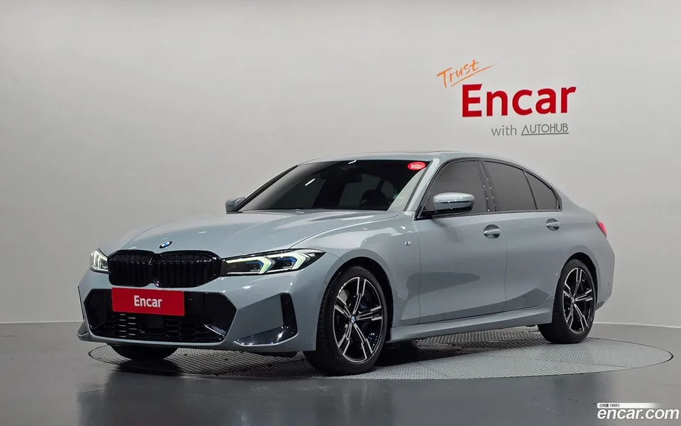 BMW 3 Series 320i M 2025 — фото 1, купить с доставкой в Москву