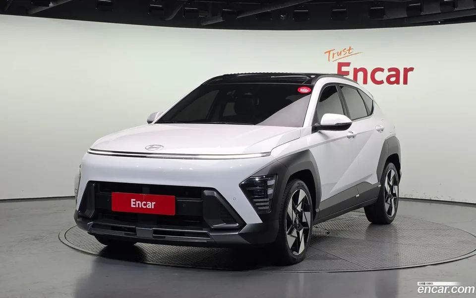 Hyundai Kona 1.6 2WD 2023 — фото 1, купить с доставкой в Москву
