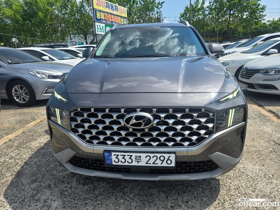 Hyundai SantaFe 2.2 2WD 2022 — photo 1, buy with delivery to Moscow
