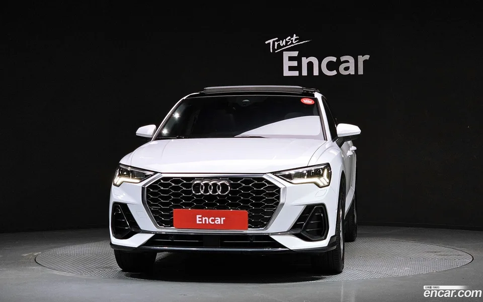 Audi Q3 35 TDI 2023 — миниатюра 3