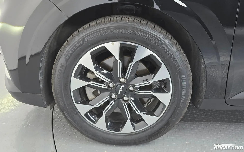 Kia Carnival 9 2023 — миниатюра 2