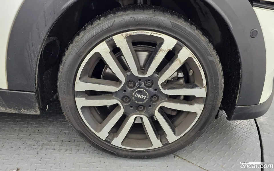 MINI Cooper S 5 2023 — миниатюра 5