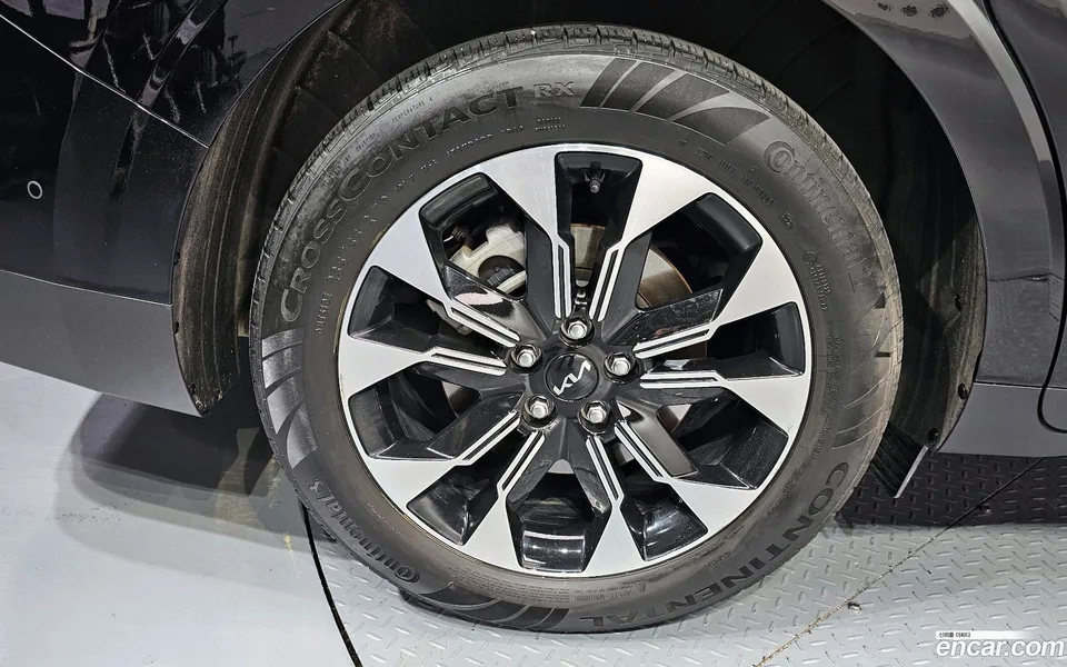 Kia Carnival 9 2022 — миниатюра 2