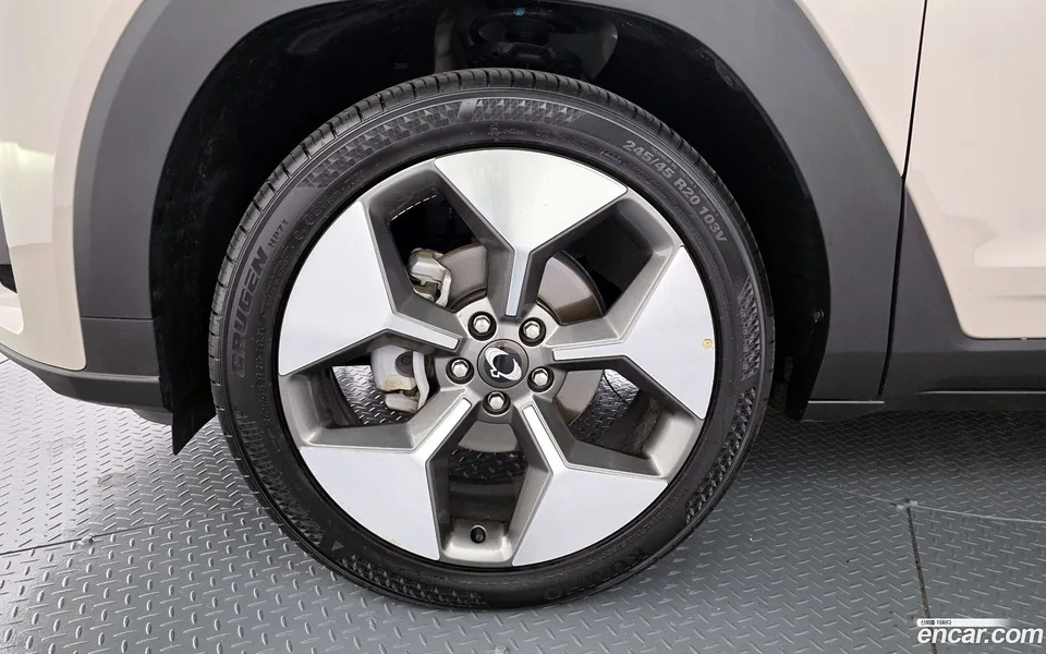 KG Mobility Torres EVX E7 2024 — миниатюра 5