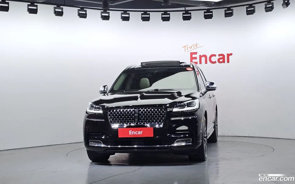 Lincoln Aviator 3.0 AWD 2022 — миниатюра 3