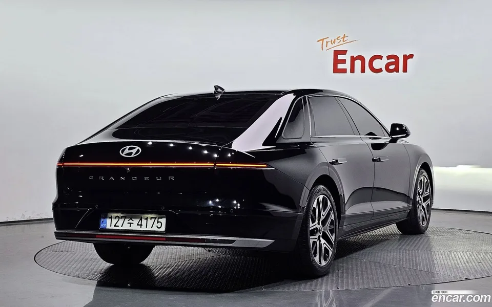 Hyundai Grandeur Hybrid 2024 — миниатюра 2