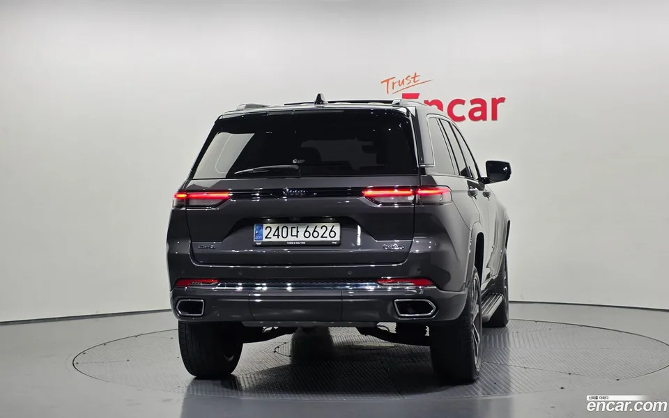 Jeep Grand Cherokee 3.6 2023 — миниатюра 4