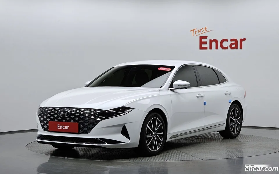 Hyundai Grandeur IG 2.5 2022 — фото 1, купить с доставкой в Москву