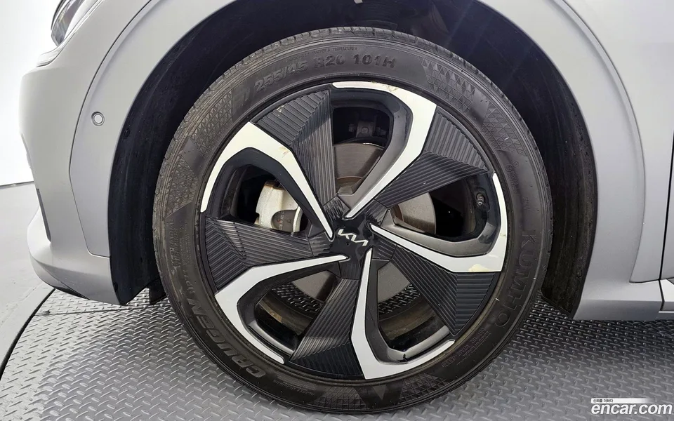 Kia EV6 4WD 2023 — миниатюра 5