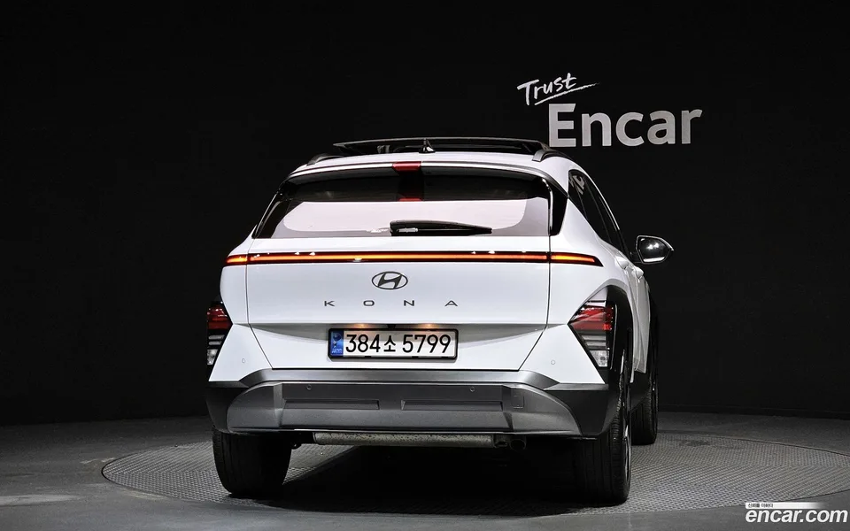 Hyundai Kona 1.6 2WD 2023 — миниатюра 4