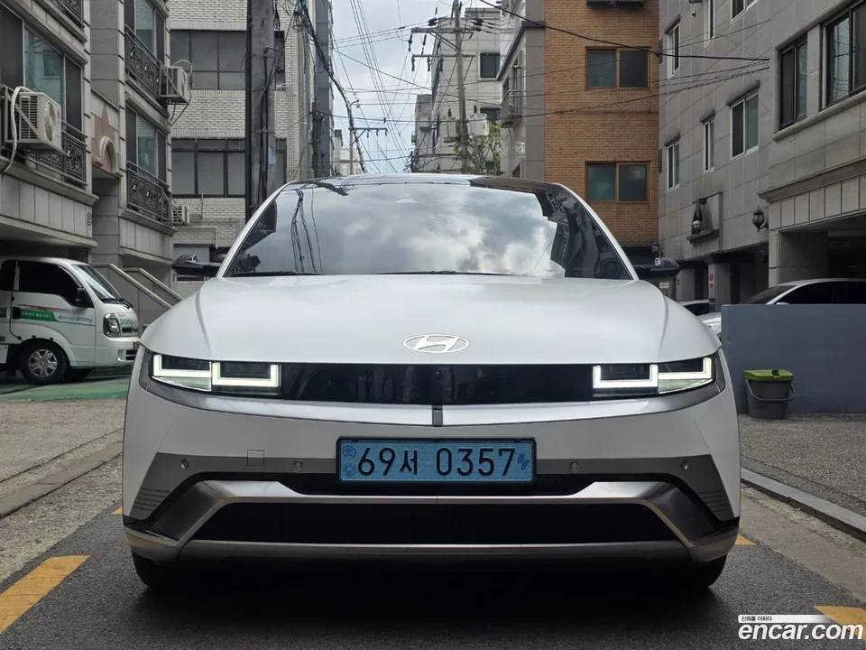 Hyundai Ioniq 5 2024 — миниатюра 3