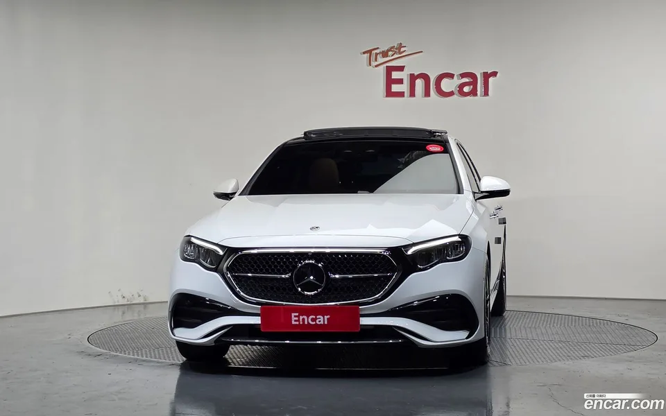 Mercedes-Benz E-Class E200 AMG Line 2025 — миниатюра 3