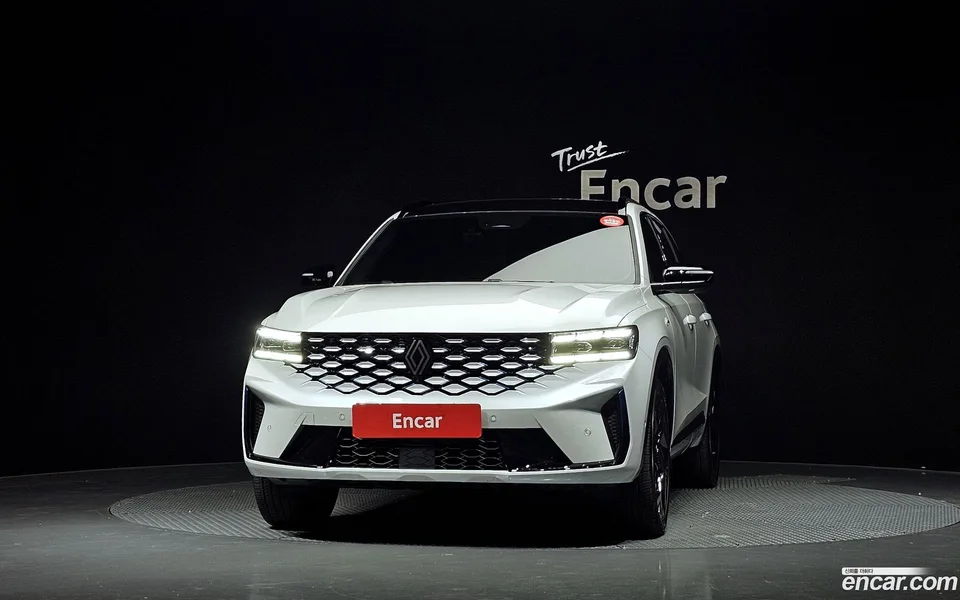 Renault Samsung Grand Koleos 1.5 E-TECH 2WD 2025 — миниатюра 3