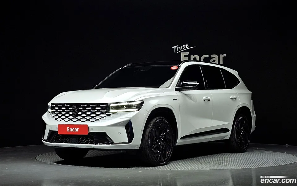 Renault Samsung Grand Koleos 1.5 E-TECH 2WD 2025 — фото 1, купить с доставкой в Москву