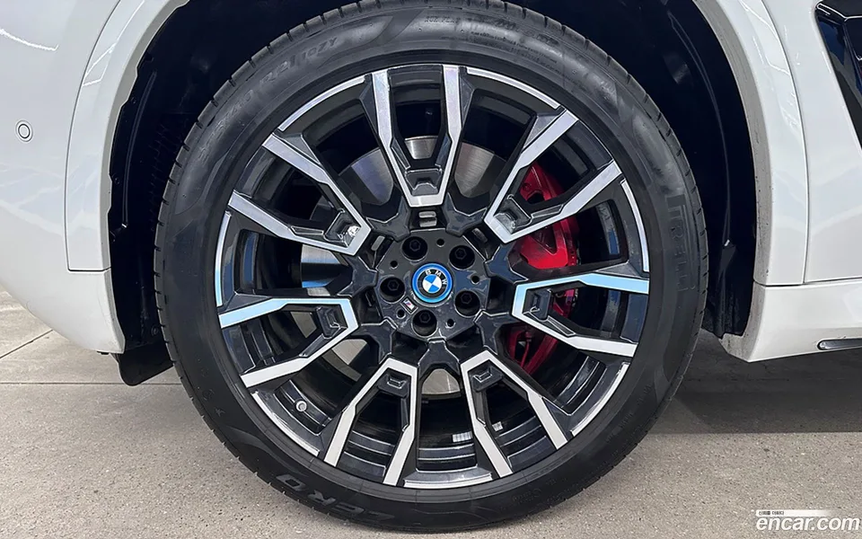 BMW X5 xDrive 50e M 2025 — миниатюра 2