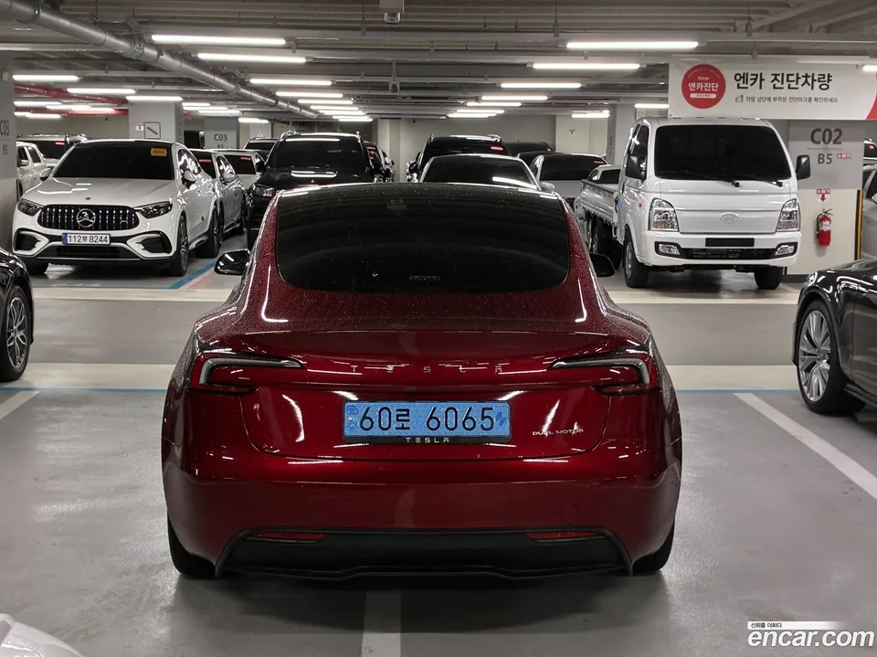 Tesla Model 3 AWD 2024 — миниатюра 5