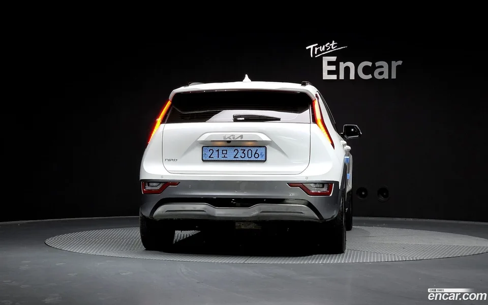 Kia Niro EV 2024 — миниатюра 4