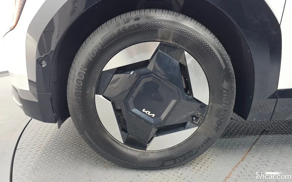Kia EV9 4WD 2024 — миниатюра 2