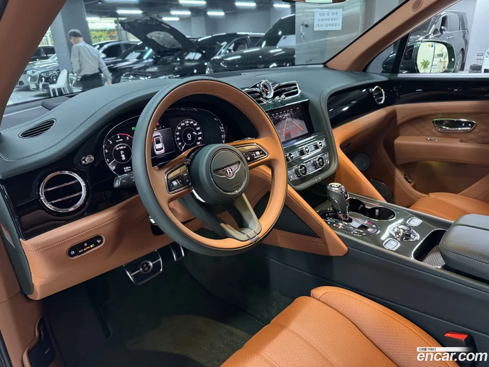 Bentley Bentayga 4.0 V8 2025 — миниатюра 4