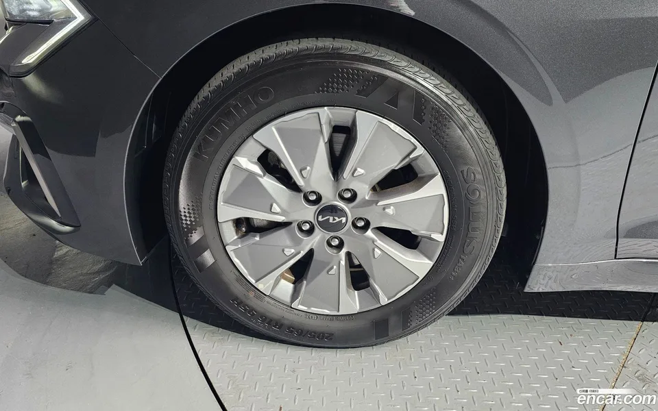 Kia K5 Hybrid 2024 — миниатюра 2