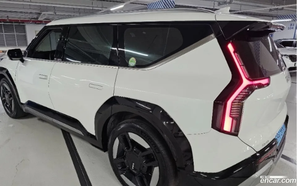 Kia EV9 4WD 2023 — миниатюра 4