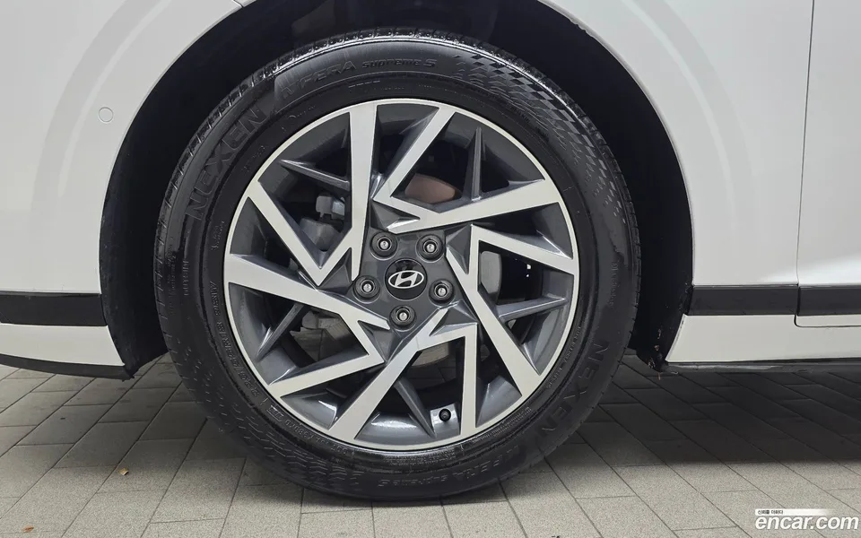 Hyundai Grandeur Hybrid 2023 — миниатюра 2