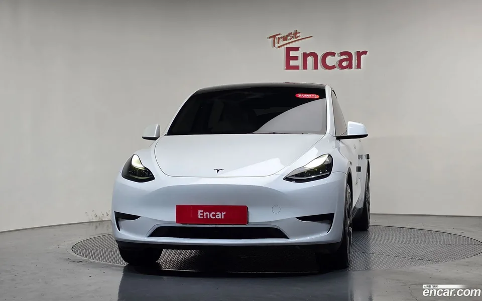 Tesla Model Y RWD 2024 — миниатюра 3