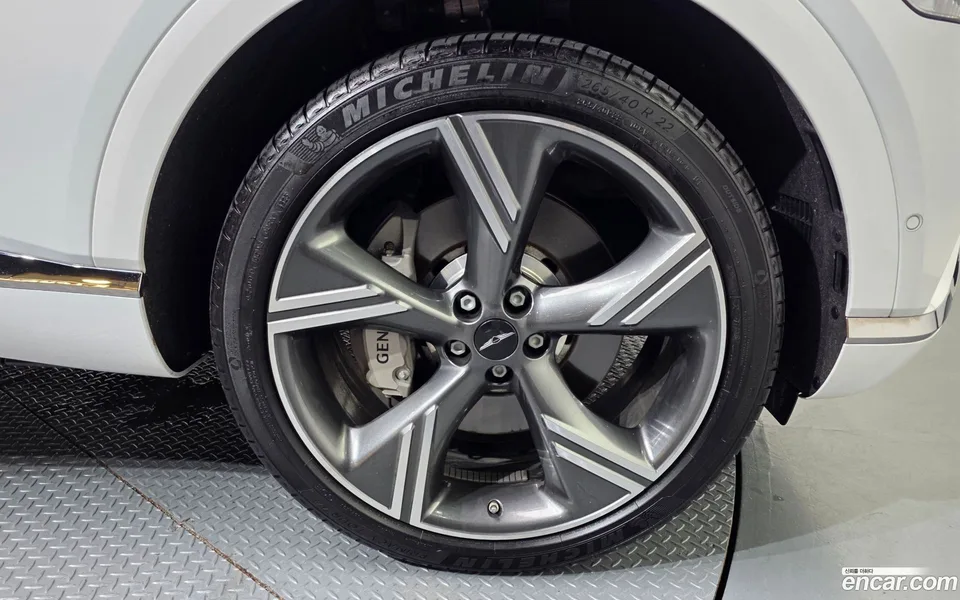 Genesis GV80 2.5T 2WD 2024 — миниатюра 5