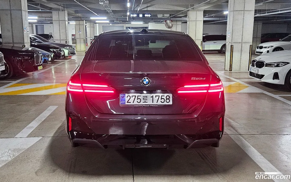 BMW 5 Series 523d M 2025 — миниатюра 4