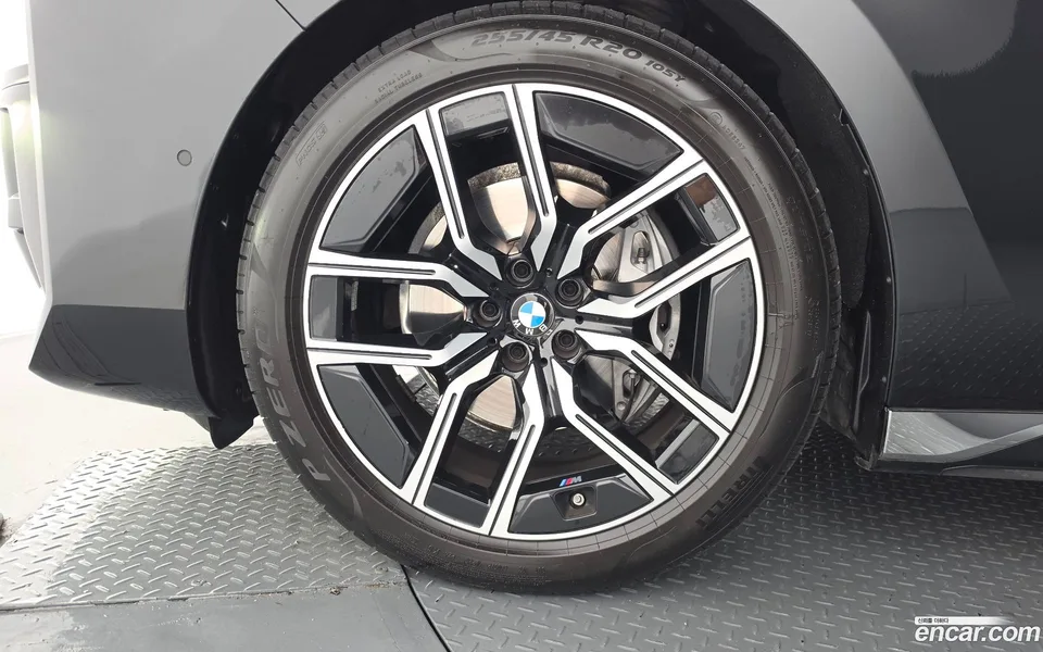 BMW 7 Series 740d xDrive M 2025 — миниатюра 2