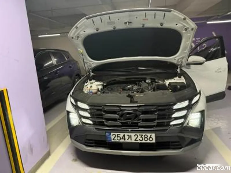 Hyundai Tucson NX4 1.6 2WD 2023 — миниатюра 2