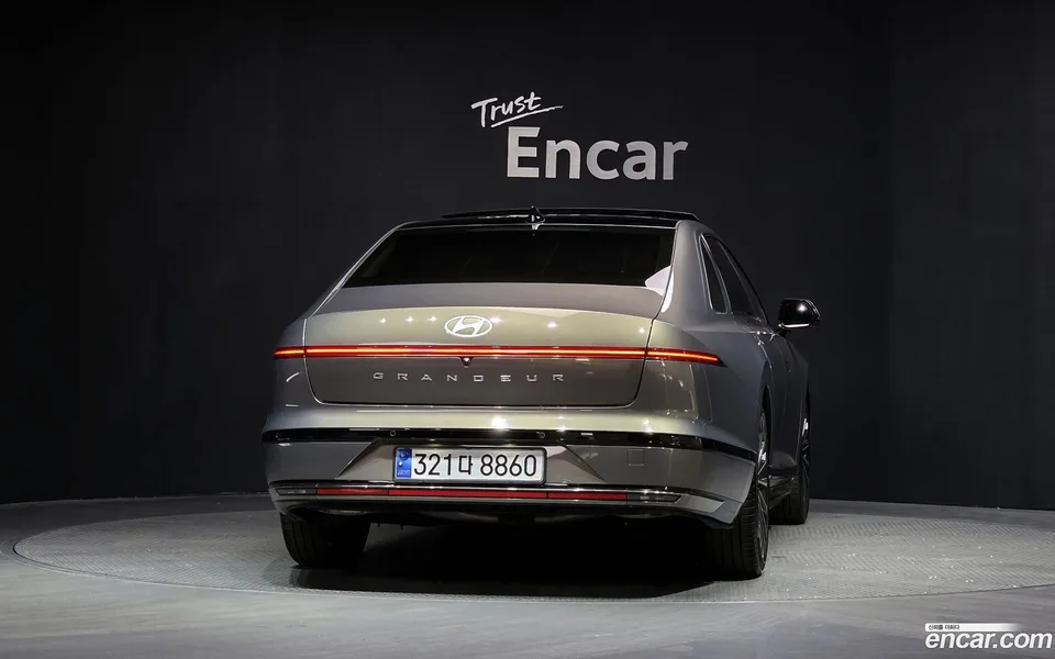 Hyundai Grandeur 2.5 2WD 2023 — миниатюра 4
